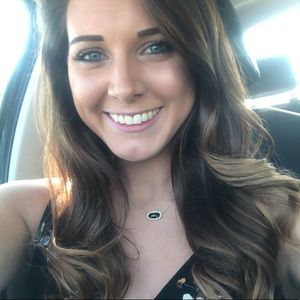 Meet your Posher, Logan